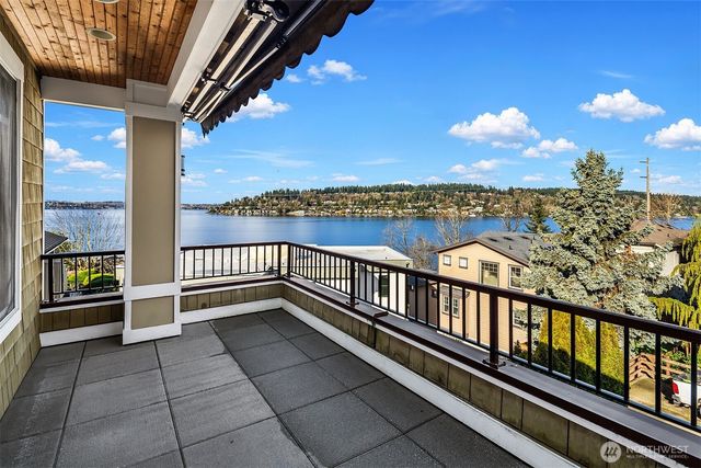 3311 Burnett Avenue N, Renton, WA 98056