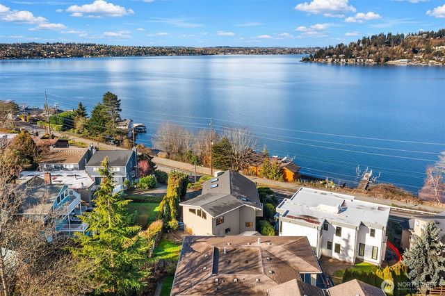 3311 Burnett Avenue N, Renton, WA 98056