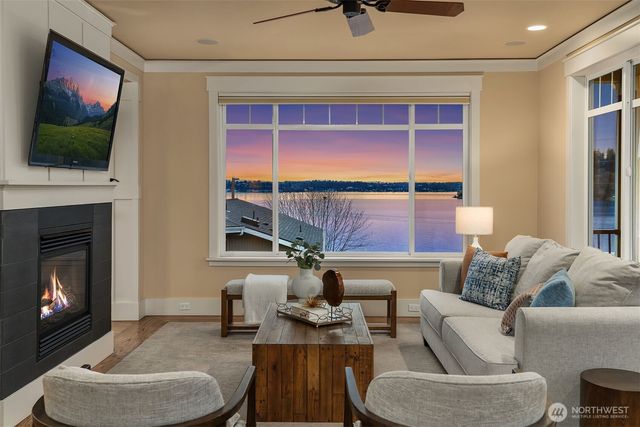 3311 Burnett Avenue N, Renton, WA 98056