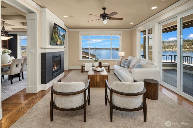 3311 Burnett Avenue N, Renton, WA 98056