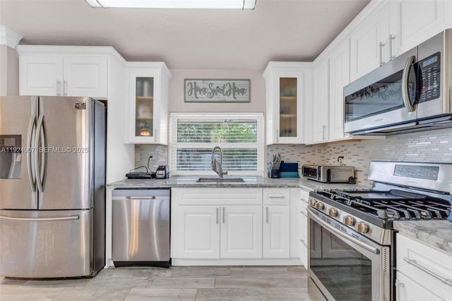 20112 NW 12th Ct, Miami Gardens, FL 33169