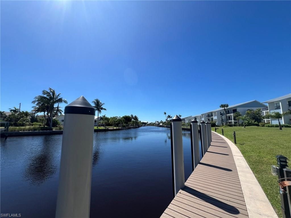 1250 Tennisplace CT A33, SANIBEL, FL 33957 — photo 3