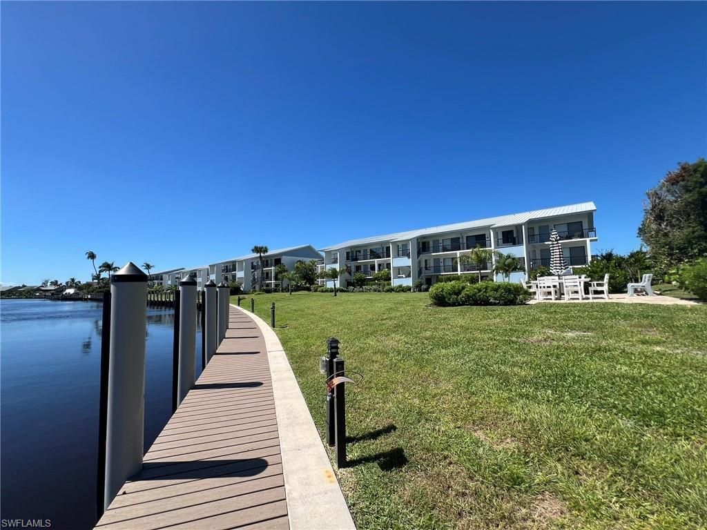 1250 Tennisplace CT A33, SANIBEL, FL 33957 — photo 4