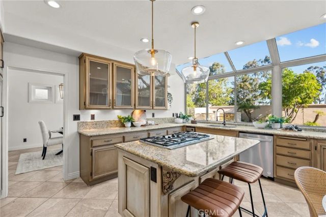 964 S Ladan Lane, Anaheim Hills, CA 92808