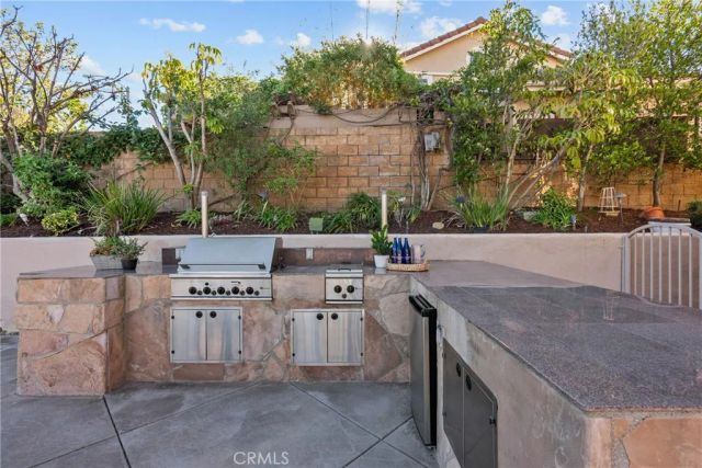 964 S Ladan Lane, Anaheim Hills, CA 92808