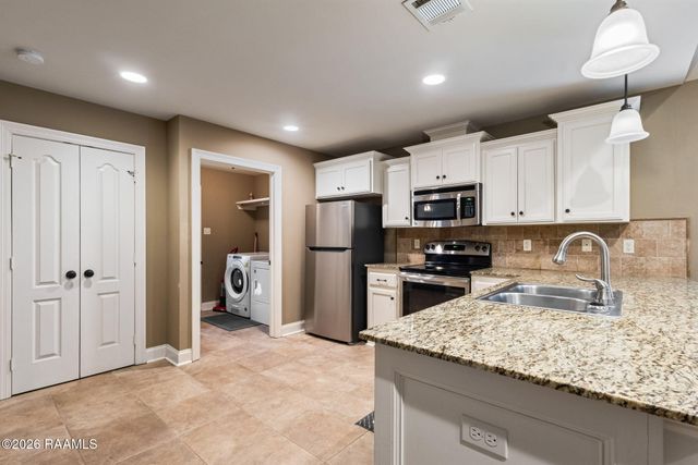 122 Acacia Lane, Abbeville, LA 70510