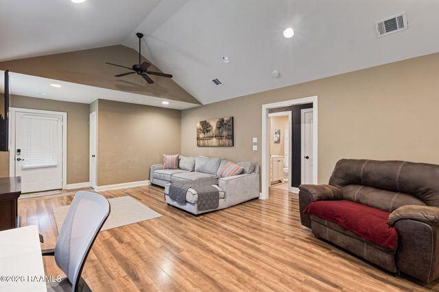 122 Acacia Lane, Abbeville, LA 70510