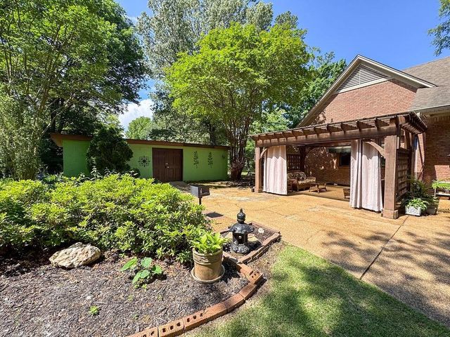 1524 GARLAND DR, Covington, TN 38019