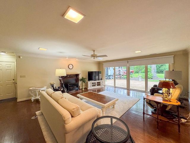 1524 GARLAND DR, Covington, TN 38019