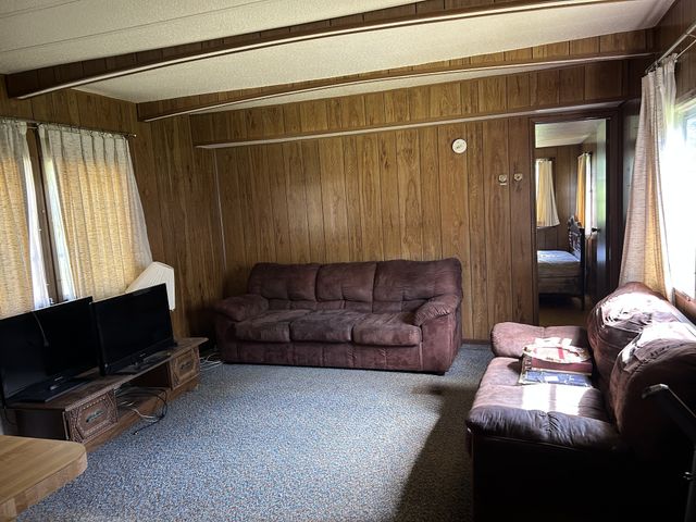 25 Beaver Rd, Eva, TN 38333