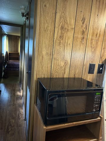 25 Beaver Rd, Eva, TN 38333