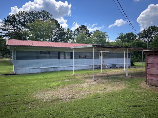 25 Beaver Rd, Eva, TN 38333