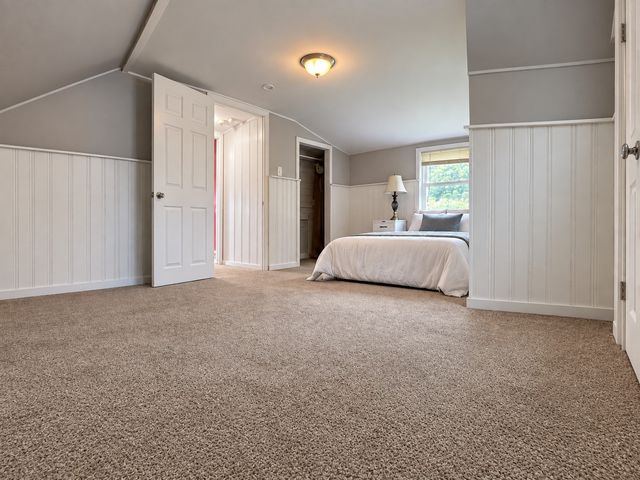30 Amesbury St, Worcester, MA 01605