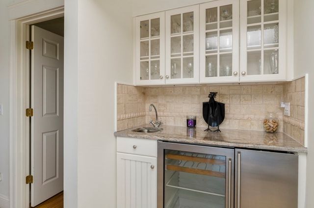 96 Shore, Dennis, MA 02638