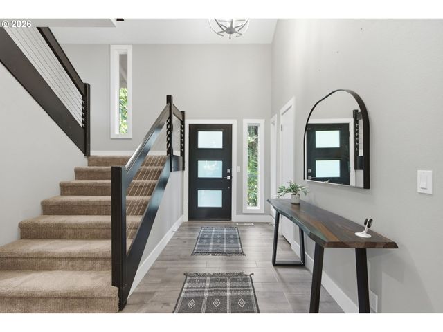 9040 Sw 49TH Ave, Portland, OR 97219