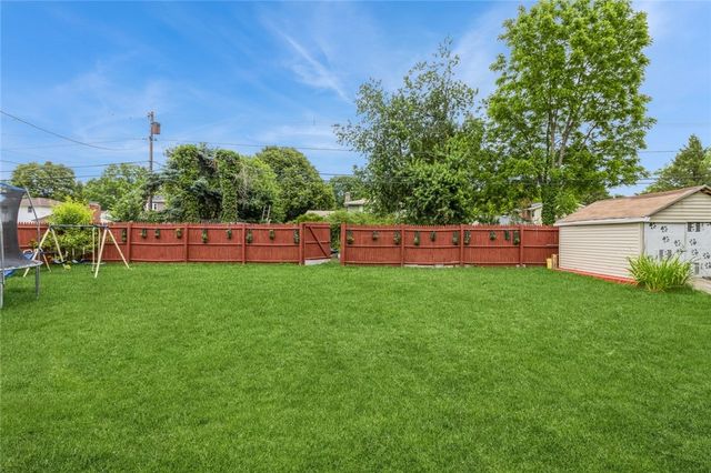 594 Heritage Drive, Greece, NY 14615