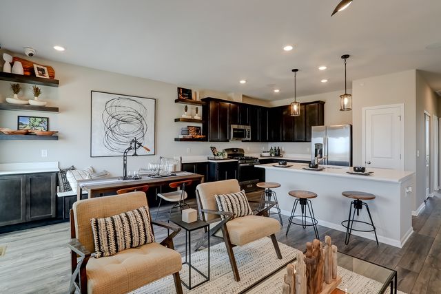 402 Comstock Road, South Elgin, IL 60177