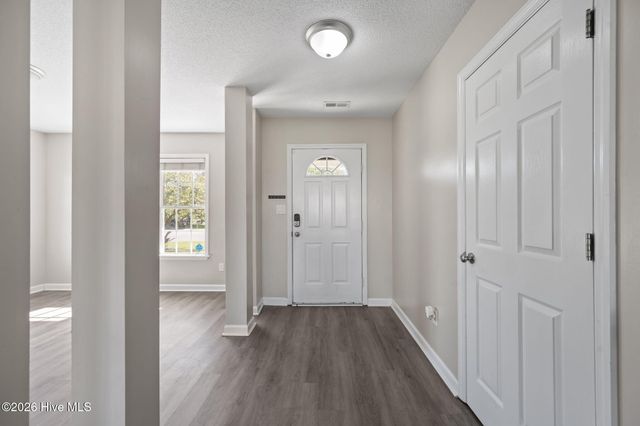 300 Carlisle Court, Jacksonville, NC 28540