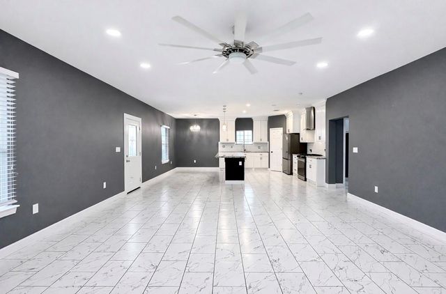 5125 Larkspur Street, Houston, TX 77033