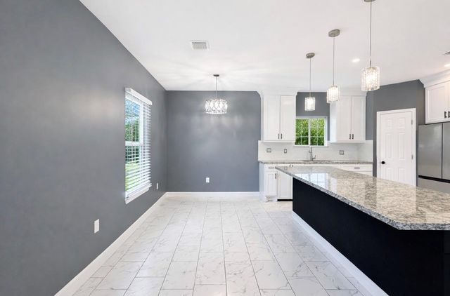 5125 Larkspur Street, Houston, TX 77033
