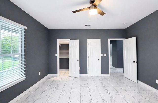 5125 Larkspur Street, Houston, TX 77033