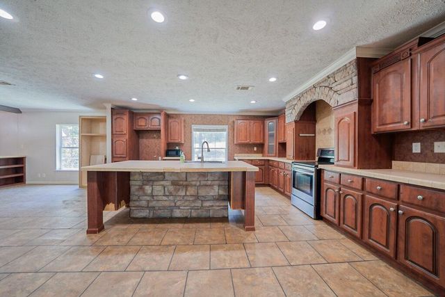 135 PR 1118, Gilmer, TX 75644