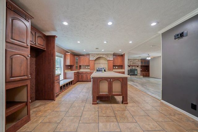 135 PR 1118, Gilmer, TX 75644