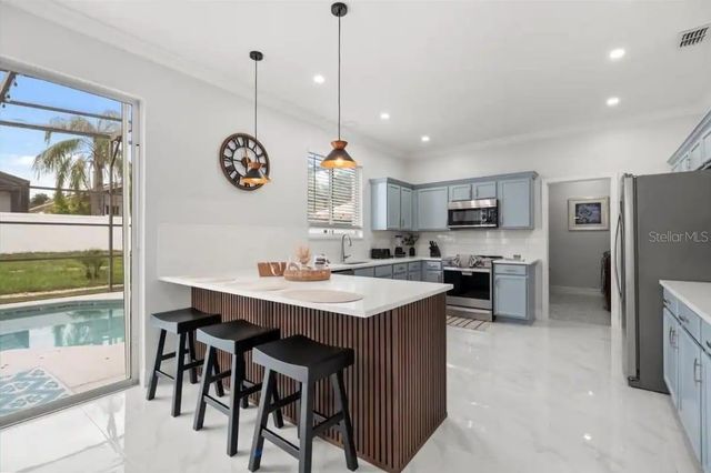 117 FOREST VIEW COURT, Davenport, FL 33896