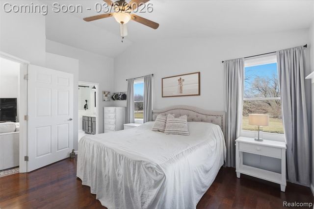 5809 Spears Road, Pinckney, MI 48169