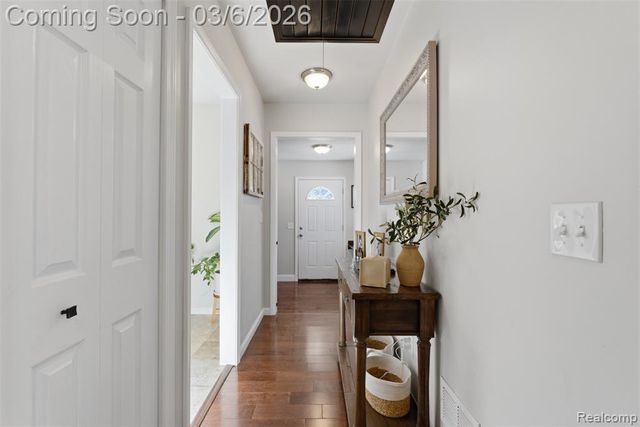 5809 Spears Road, Pinckney, MI 48169