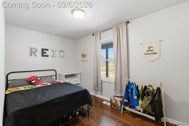 5809 Spears Road, Pinckney, MI 48169