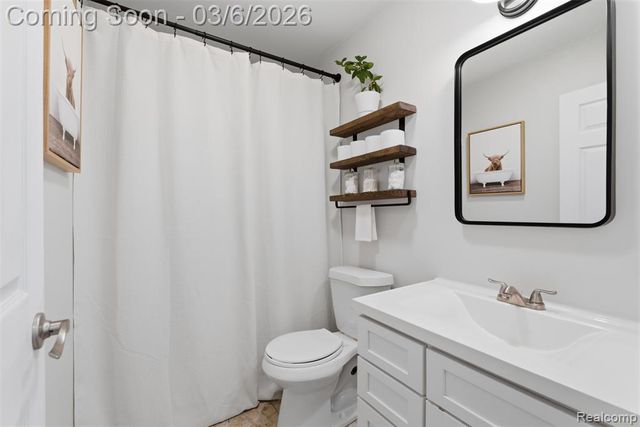 5809 Spears Road, Pinckney, MI 48169