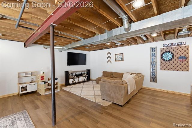 5809 Spears Road, Pinckney, MI 48169