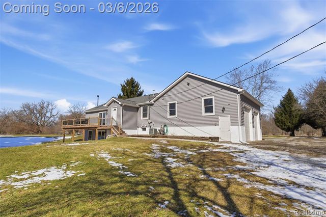 5809 Spears Road, Pinckney, MI 48169
