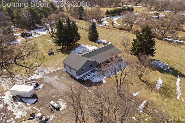 5809 Spears Road, Pinckney, MI 48169
