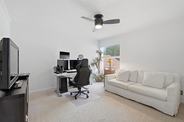 21215 Via Ventura, Boca Raton, FL 33433