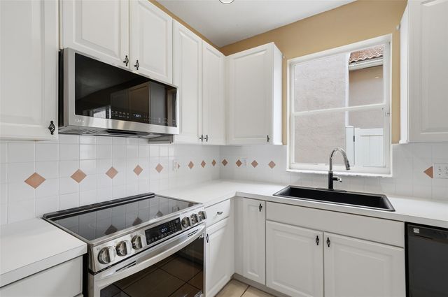 21215 Via Ventura, Boca Raton, FL 33433