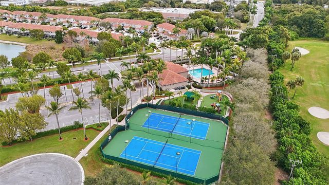 21215 Via Ventura, Boca Raton, FL 33433