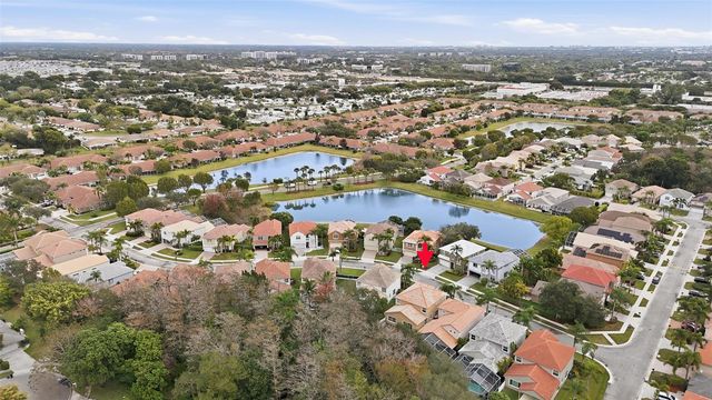 21215 Via Ventura, Boca Raton, FL 33433