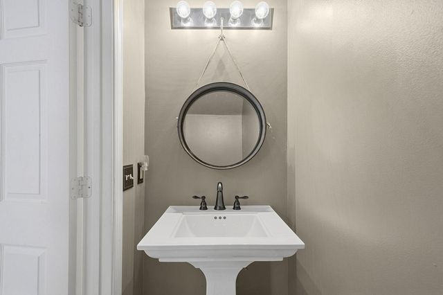 21215 Via Ventura, Boca Raton, FL 33433