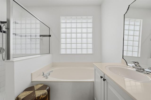 21215 Via Ventura, Boca Raton, FL 33433