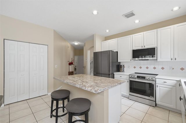 21215 Via Ventura, Boca Raton, FL 33433