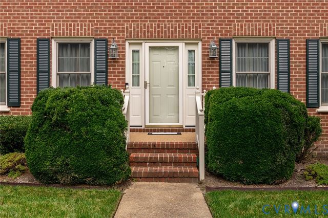 3209 Walnut St, Hopewell, VA 23860