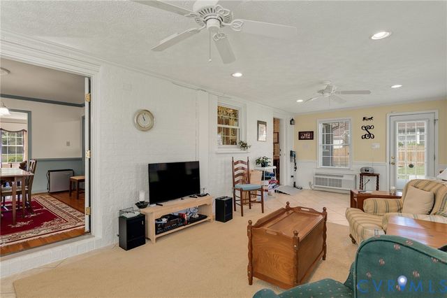 3209 Walnut St, Hopewell, VA 23860
