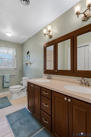 3209 Walnut St, Hopewell, VA 23860