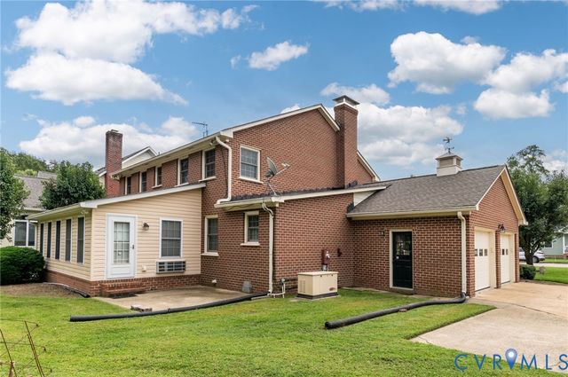 3209 Walnut St, Hopewell, VA 23860