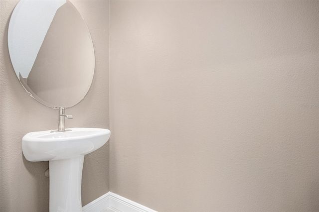 2028 SUNSHINE PEAK DRIVE, Minneola, FL 34715