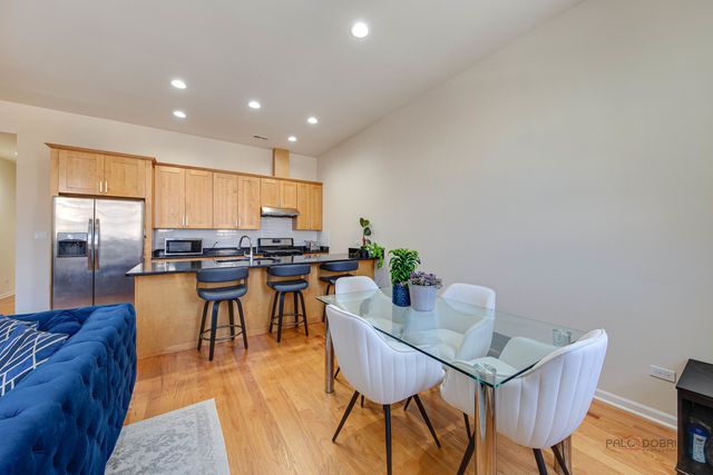 3511 S Halsted Street, Chicago, IL 60609