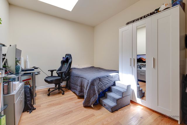 3511 S Halsted Street, Chicago, IL 60609