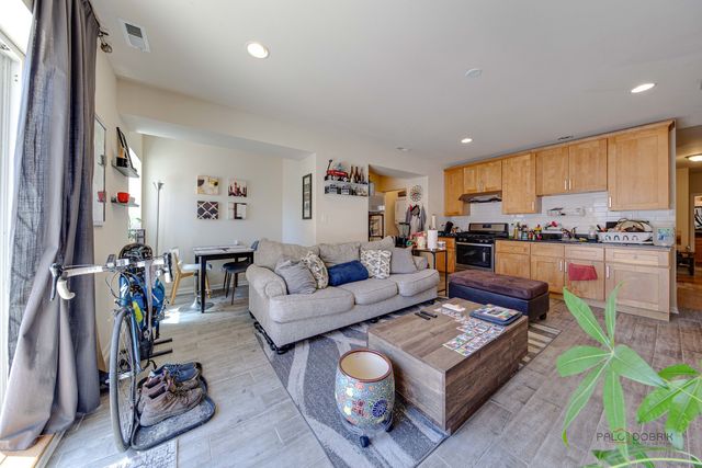 3511 S Halsted Street, Chicago, IL 60609